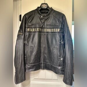 Harley Davidson leather motorcycle jacket sz Large